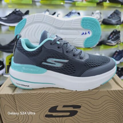 اسکچرز hyper burst 619